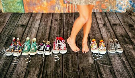 Senior photo (Morgan Tackett) All of her convers shoes! Shoes Photography Ideas, Senior Year Pictures, Volleyball Senior Pictures, Senior Picture Props, Senior Pictures Sports, Shoes Photography, Senior Pictures Poses, Senior Poses, Senior Photoshoot