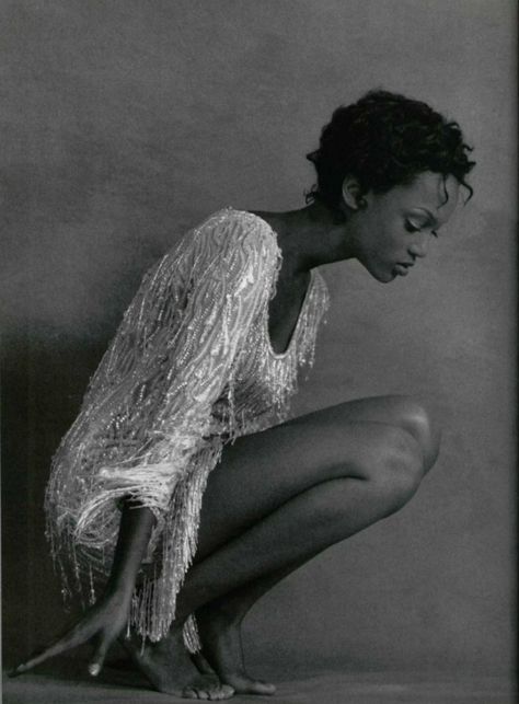 vintage 94 Tyra Banks 90s, Black Supermodels, Fashion Gone Rouge, Tyra Banks, Black Celebrities, Black And White Photographs, True Beauty, White Photography, Banks