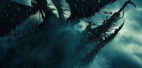 Pirates of the Caribbean 2. Flying Dutchman. Zack Snyder Justice League, The Flying Dutchman, Sea Artwork, On Stranger Tides, Sea Of Thieves, Flying Dutchman, Caribbean Art, Ghost Ship, Davy Jones