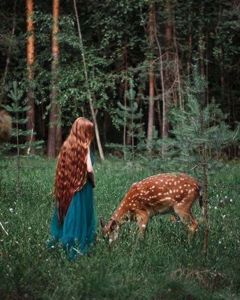 Aesthetic Elf, Fairytale Aesthetic, Long Hairstyle, Fairytale Photography, Fantasy Magic, Fairy Aesthetic, Fantasy Forest, Cottage Core Aesthetic, Cottagecore Aesthetic