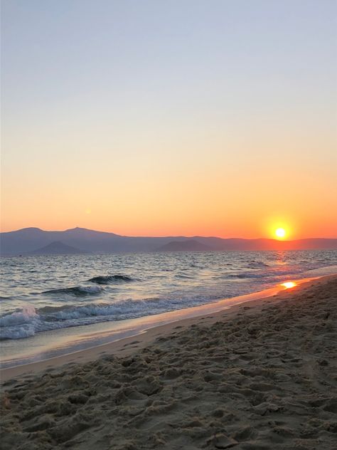 #sunset #greece #beach #sea #summer Greece Beach Pictures, Greece Sea Aesthetic, Greece Aesthetics Beach, Christmas Aesthetic Preppy, Greece Beach Aesthetic, Sea Sunset Aesthetic, Greece Summer Aesthetic, Athens Beach, Preppy Funny