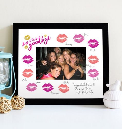 Kiss The Miss Goodbye, Gold Bachelorette, Awesome Bachelorette Party, Bachelorette Party Planning, Party Crafts, Bridal Bachelorette Party, Bachelorette Games, Bachelorette Party Games, Bachelorette Party Themes