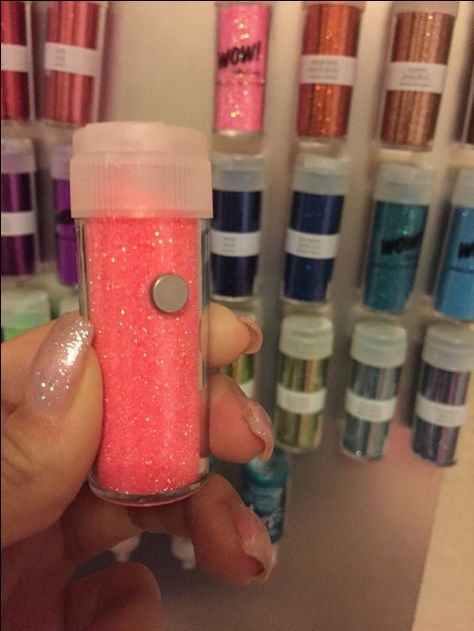 Magnet Glitter Storage Beauty Salon Ideas, Glitter Storage, Nail Organization, Nail Room Ideas, Mobile Nails, Nail Station, Dress Glitter, Home Nail Salon, Nail Salon Decor