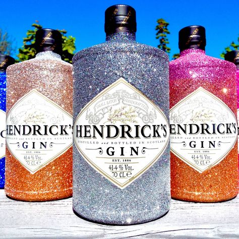 Gin Quotes, Gifts For Gin Lovers, Gin Brands, Gin Recipes, Best Gin, Sloe Gin, Hendricks Gin, Gin Glasses, Gin Drinks