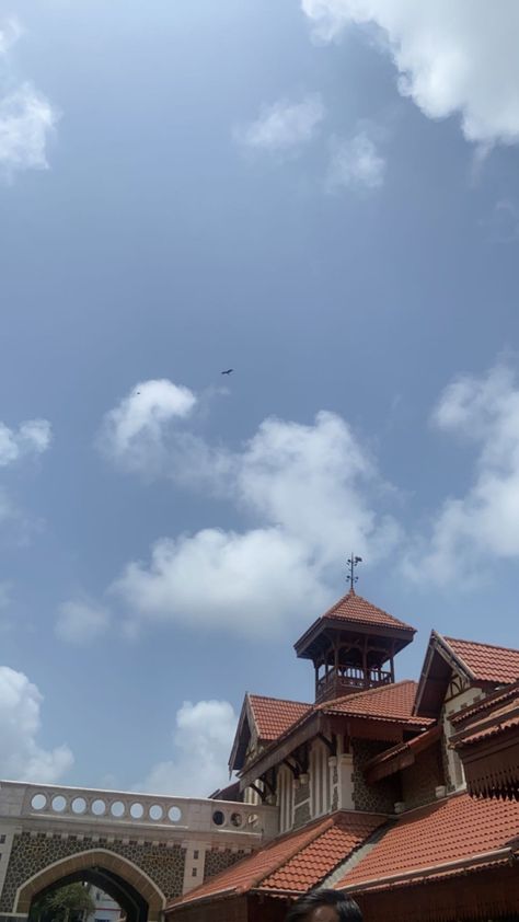 Bandra Station, Quick Saves