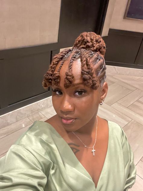 Female Short Loc Styles Black Women, Medium Locs Updo, Loc Styles For Short Hair Updo, Business Loc Styles, Medium Loc Updo Styles, Graduation Locs Styles, Loc Styles Woman, Loc Styles For A Wedding, Loc Updos For Women On Short Locs