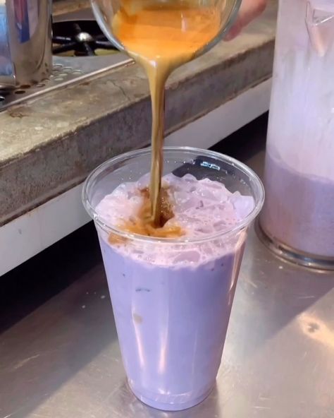 76k Likes, 220 Comments - Food & Travel With Hugh Harper (@hungryhugh) on Instagram: “Ube Horchata with Espresso! 😍🇵🇭 FYI, it’s vegan and delicious! SWIPE to see their Ube brownie!…” Ube Horchata, Food Travel, Travel Food, Espresso, Pastry, Pick Up, Dessert, Canning, Travel