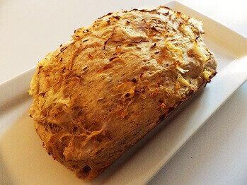 Sauerkraut Rye Bread Recipe, Light Rye Bread Recipe, European Bread, Bread Bread Machine, Easy Bread Machine Recipes, Rye Bread Recipes, Bread Jam, No Knead Bread, Rye Bread