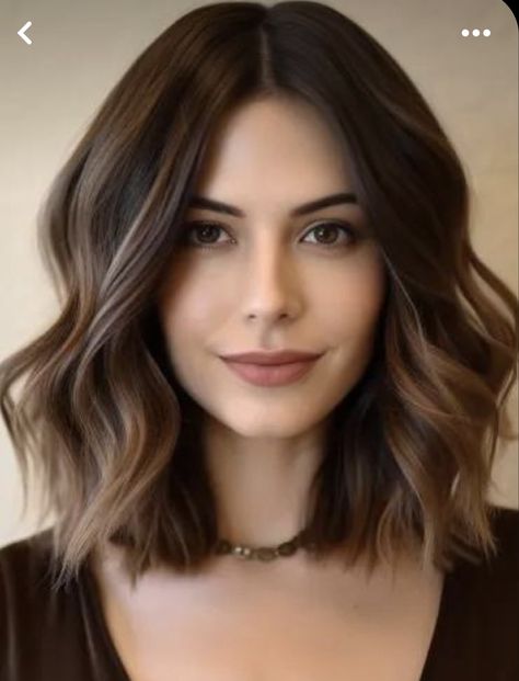 Wavy Lob Brunette, Long Bob Wavy Hairstyles, Shoulder Length Hair Waves, Carmel Brown Hair Color, Bob Hairstyles Brown Hair, Mid Length Dark Brown Hair, Brunette Lob Balayage, Long Bob Brown Hair, Dark Brown Shoulder Length Hair