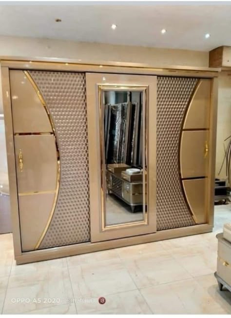 Latest Cupboard Designs, Luxury Closets, Closets Design, Modern Cupboard, Wardrobe Interior, Modern Cupboard Design, Wardrobe Door Designs, Bedroom Interior Design Luxury, Luxury Closets Design