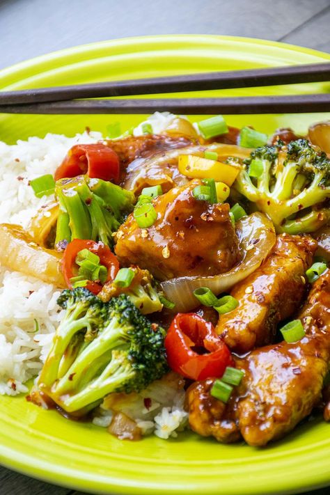 Chicken Brocoli, Orange Chicken Stir Fry, Orange Glazed Chicken, Chicken Broccoli Stir Fry, Chicken Stir Fry Recipe, Homemade Chinese, Sour Orange, Homemade Chinese Food, Chicken Tenderloin