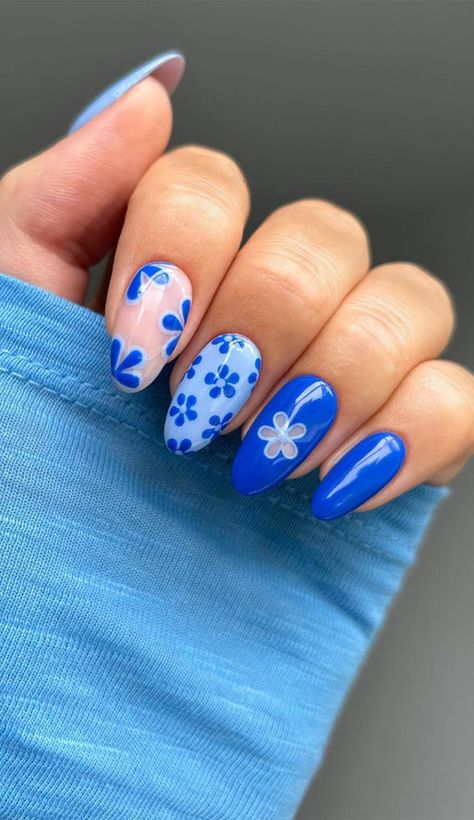 chic summer nails, bright summer nails, cute summer nails, summer nail ideas, summer nails acrylic, summer french tip nails Nail Polish Colors Summer, Tropical Nails, Nagel Tips, Summery Nails, Vacation Nails, Popular Nails, Beach Nails, Coffin Nails Designs, Classy Nails