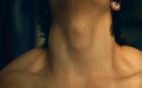 adams apple Adams Apple, Stretched Ears, How To Make Comics, Anatomy Reference, Photo Styling, Pretty Pictures, Style Icons, We Heart It, Human Body