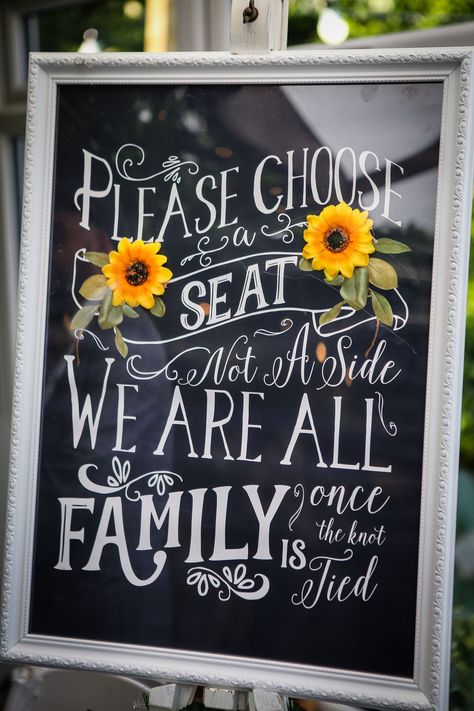 It’s sunflower season and we’re feeling inspired! We love the flower for it’s cheeriness and boldness, so decided to compile a ‘sunflower themed wedding’ inspiration blog! It’s full of fun wedding ideas and alternative wedding advice. Dive in and feel the sunshine! Photos by Freeformimages Sunflower Wedding Cricut Projects, Sunflower Themed Wedding Reception, Black White And Sunflower Wedding, Sunflower Country Wedding Ideas, Sunflower Themed Wedding Decoration, Sunshine Wedding Theme, Black And Sunflower Wedding Decor, Black And White Sunflower Wedding, Black Wedding With Sunflowers