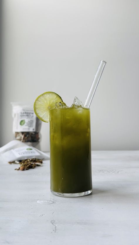 https://victorydancefoods.com/blog/matcha-tonic-mocktail-recipe Matcha Tonic, Tonic Mocktail, Ginger Simple Syrup, Summer Mocktail Recipes, Ceremonial Grade Matcha, The Matcha, Last Days Of Summer, Mocktail Recipe, Tonic Water