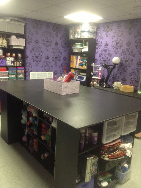 Haunted Mansion craft room! Ohhhhhhhhh this is happening!!! Gothic Sewing Room, Goth Craft Room, Purple Craft Room, Disney Craft Room, Gothic Craft Room, Dark Craft Room, Moody Craft Room, Homeschooling Room, Disney Themed Rooms