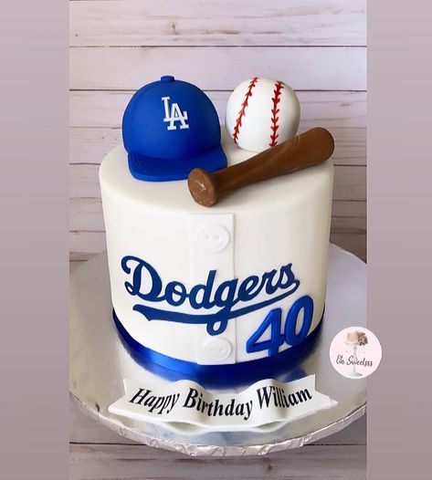 OHSWEETSSS Cakes And More! on Instagram: “#dodgerscake #dodgers #dodgersfan #cake #cakepops #lasvegas #lasvegassweets #lasvegasdesserts #treats #desserts #cupcakes #ricekrispies…” La Dodgers Birthday Cake, Dodgers Cake Pops, Dodgers Baseball Cake, Baseball Cakes For Men, Dodger Birthday Cake, Dodgers Cake Birthdays, La Dodgers Cake, Phillies Cake, Baseball Cake Ideas