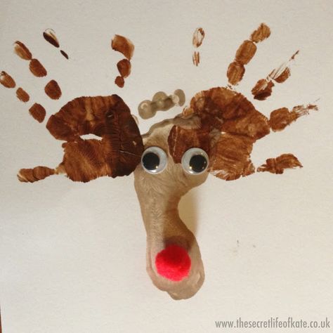 Handprint Christmas, Reindeer Craft, Footprint Crafts, Preschool Christmas Crafts, Holiday Crafts For Kids, Foot Print, Handprint Crafts, Preschool Christmas, Messy Play