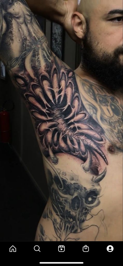 Armpit Tattoo, Realistic Tattoo Sleeve, Realistic Tattoo, Sleeve Ideas, Side Tattoos, Sleeves Ideas, Hand Tattoos For Guys, Dark Tattoo, Tattoo Sleeve