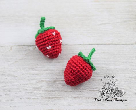 Sweet Strawberry – Pink Mouse Boutique Pink Mouse, Crochet Strawberry, Crochet Motif Patterns, Mini Balloons, Diy Scarf, Crochet Cover Up, Crochet For Boys, Crochet Cross, Quick Crochet