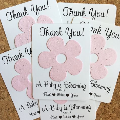 Flower Seed Favors, Daisy Baby Shower, Seed Favors, Plantable Paper, Wildflower Baby Shower, Baby Shower Favors Girl, Baby In Bloom, Bloom Baby, Baby Shower Flowers