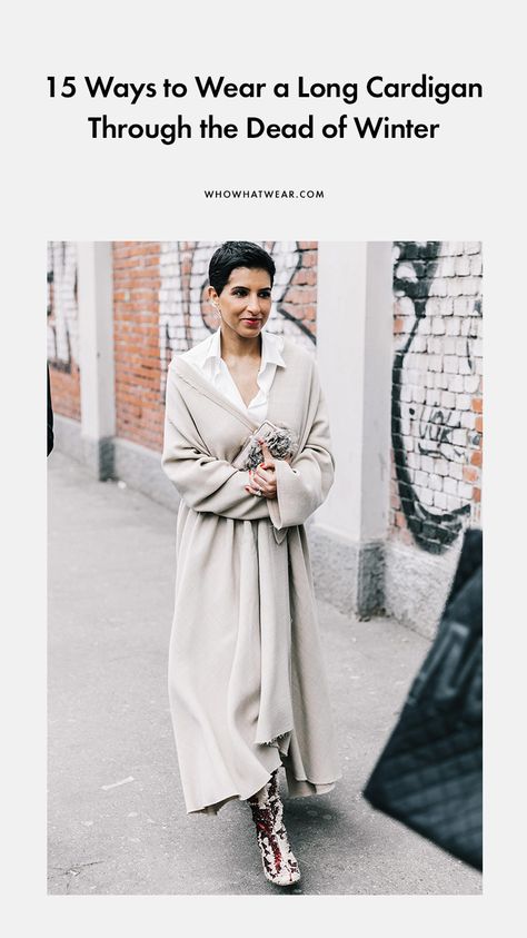 How to wear a long cardigan in the winter How To Style A Long Cream Cardigan, Styling A Long Cardigan, How To Wear Long Cardigans, Long Cardigan Outfit Winter Casual, How To Style A Long Cardigan, Long Sleeve Cardigan Outfit, Maxi Cardigan Outfit, How To Wear A Long Cardigan, Long Jacket Outfit