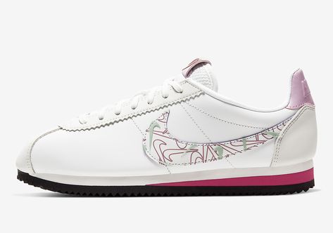 Nike Gives The Cortez The Valentines Day Effect Cortez Nike, Minimalist Sneakers, Classic Cortez, Nike Classic Cortez, Shoes Sneakers Nike, Nike Classic, Hot Sneakers, Nike Fashion, Nike Air Max 97