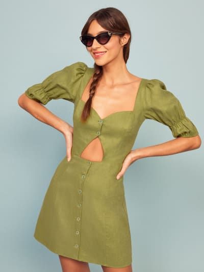 Celebrity Style Casual Spring, Double Puff Sleeves, Celebrity Summer Style, Reformation Dress, Green Mini Dress, Silky Dress, Reformation Dresses, Puffed Sleeves, Celebrity Dresses