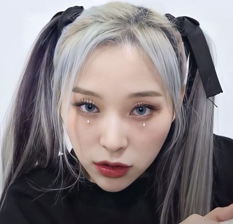 gahyeon Kpop Hairstyles Girl, Kpop Hairstyles, Idol Makeup, Ulzzang Hair, Hairstyles Girl, Kpop Hair, Hyun A, Kpop Aesthetic, Girl Icons