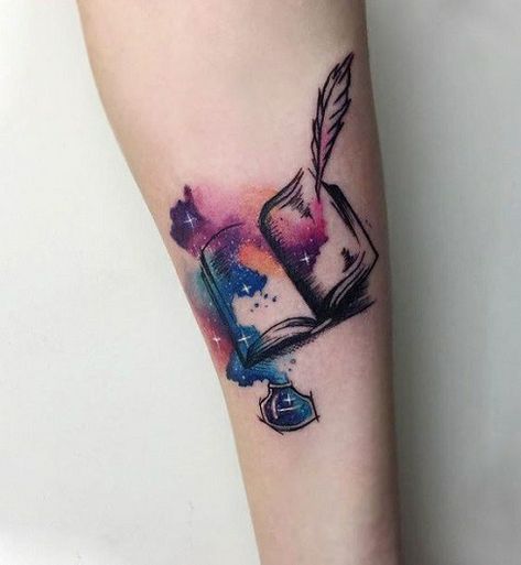 Writer Tattoo, Book Lover Tattoo, Vintage Style Tattoos, Tattoo Diy, Bookish Tattoos, Literary Tattoos, Watercolor Tattoos, Tattoos For Lovers, Harry Potter Tattoos