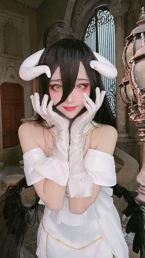 Albedo Cosplay Overlord, Albedo Overlord Cosplay, Overlord Cosplay, Albedo Cosplay, Albedo Overlord, Cosplay Makeup, Art Reference, Anime Art, Digital Art