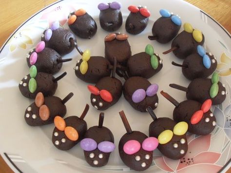 Cute little mice -with vegan option!!- Cat Party, Vegan Options, Make Things, Baby Party, Creative Cakes, Mice, Party Food, The Recipe, Kids Party