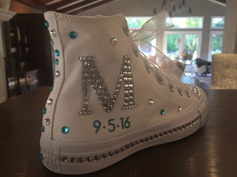 Sweet 16 Converse, Qunice Shoes, Quince Shoes Converse, Quinceanera Shoes Sneakers, Quince Sneakers, Quince Shoes Sneakers, Rhinestone Converse, Quinceanera Shoes, Bat Mitzvah Dresses