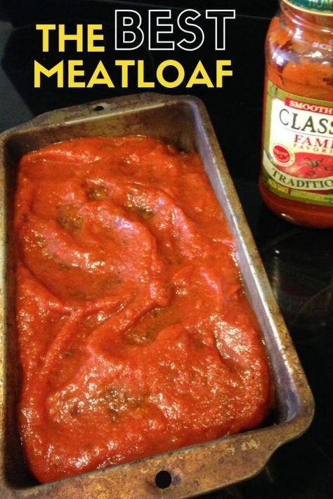 How to Make the Best Meatloaf with Traditional Pasta Sauce Meatloaf With Marinara Sauce, Meatloaf Recipes With Tomato Sauce, Meatloaf With Tomato Sauce Topping, Meatloaf Recipes With Tomato Paste, Recipe Using Spaghetti Sauce, Meatloaf With Tomato Sauce, Rempel Family Meatloaf, Easy Italian Meatloaf, Basic Meatloaf Recipe