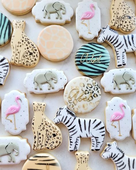 Meri Meri Animal Party, Meri Meri Safari Party, Girly Party Animal Birthday, Party Animal Cookies, Two Wild Cookies, Cheetah Birthday Cakes, Cheetah Party, Cheetah Birthday, Enchanted Forest Birthday