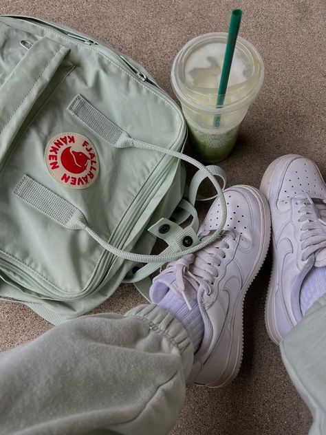 school | college | university | aesthetic | matcha | green | productivity | back to school | bag | nike Beach Outfit Bikinis, Aesthetic Matcha, Back To School Bag, University Aesthetic, Bag Nike, Pretty Tote Bags, Backpack Fjallraven, University Outfit, Back To School Bags