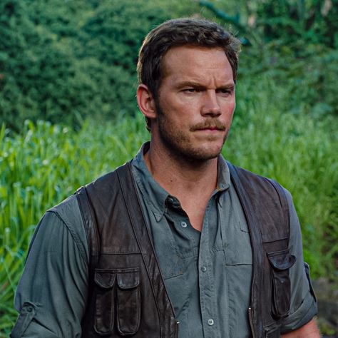 Chris Pratt Icon, Jurassic World Actors, Owen Jurassic World, Chris Pratt Jurassic World, Owen Grady Jurassic World, Disney Guys, Claire Dearing, Owen Grady, Jurassic World Wallpaper