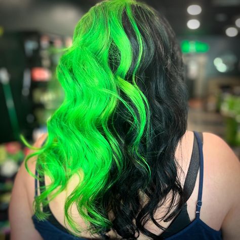 Forever grateful to my client @hexed_ashes who drives down from MA to come get services done by me 🥰 I am always welcoming new clients from all over no matter where you are! My chair has space for you. ~ This split dye has been a labor of love the past year and a half. She started with half red and half black and wanted to switch to green! It took a few sessions and some compromise in colors but we got her to her goal. Always trust the process! #splitdye #halfhead #splithairdye #splithair ... Split Dye, Split Hair, New Clients, Forever Grateful, Trust The Process, Dyed Hair, Labor, Of Love, Split