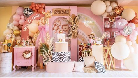 Wild One Girls 1st Birthday, Pink Safari Birthday Party, Wild One 1st Birthday Party, Skye Birthday Party, Party Fun Ideas, Animal Themed Party, Monkey Birthday Parties, Animal Themed Birthday Party, Pink Safari