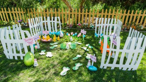 DIY EASTER EGG HUNT A fun Easter-themed DIY from Tanya Memme and Matt Iseman. Diy Easter Egg Hunt, Home And Family Crafts, Easter Egg Hunt Ideas, Egg Hunt Ideas, Easter Festivities, Easter Outdoor, Easter Hunt, Easter Garden, Easter Theme