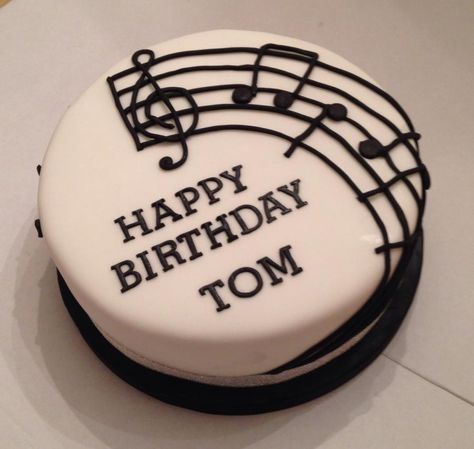 Music Notes Cake Ideas, Musical Notes Cake Ideas, Cake Music Birthday, Cake Piano Birthday, Music Cake Design, Music Birthday Cake For Men, Birthday Cake Music Theme, Music Cake Ideas For Men, Musical Notes Cake