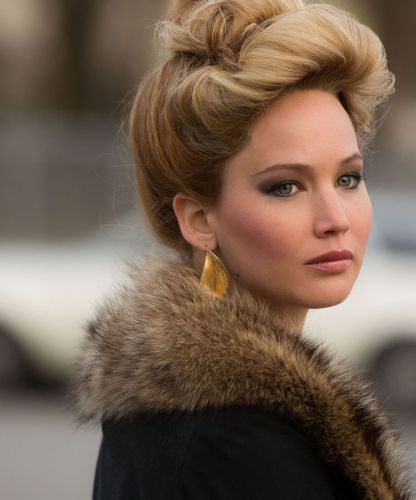 This might be why Jennifer Lawrence got paid less for American Hustle Jennifer Lawrence American Hustle, Jennifer Lawrence Movies, Loose Chignon, Vintage Updo, Jennifer Lawrence Pics, American Hustle, Evening Hairstyles, Curly Updo, Lisa Rinna