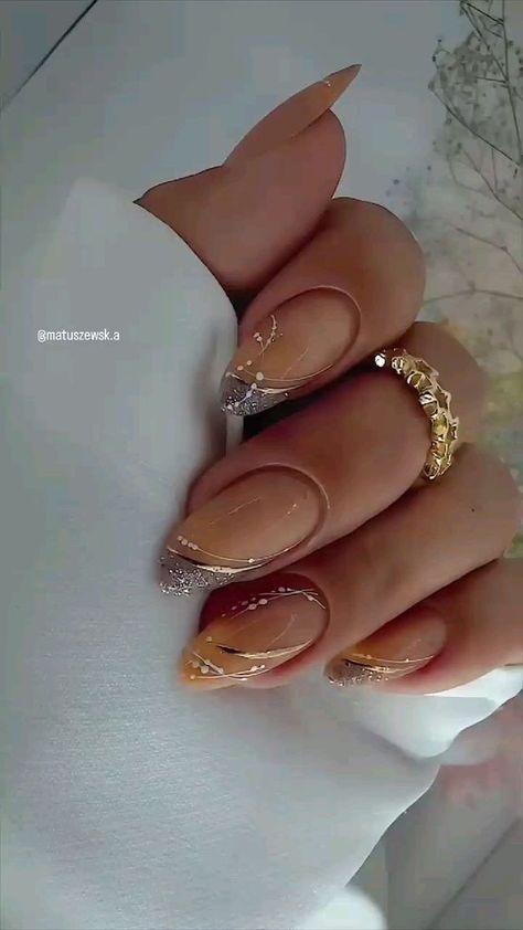 Nails | Claws | Art on Reels | Billie Eilish · What Was I Made For? [From The Motion Picture "Barbie"] Clear Glitter Nails, Gold Nail Art, Gel Nail Art Designs, Fancy Nails Designs, Gel Nails Diy, Work Nails, Nail Art Designs Videos, Acrylic Nails Coffin Short, Sparkly Nails