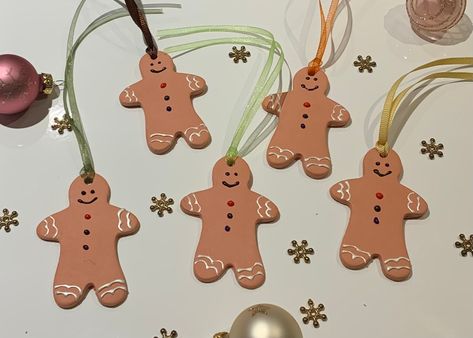 Clay Crafts Christmas Tree Decorations, Terracotta Christmas Ornaments, Clay Tree Ornaments, Clay Christmas Tree Decorations, Christmas Clay Ornaments, Clay Gingerbread Man, Terracotta Christmas, Clay Gingerbread, Gingerbread Man Decorations