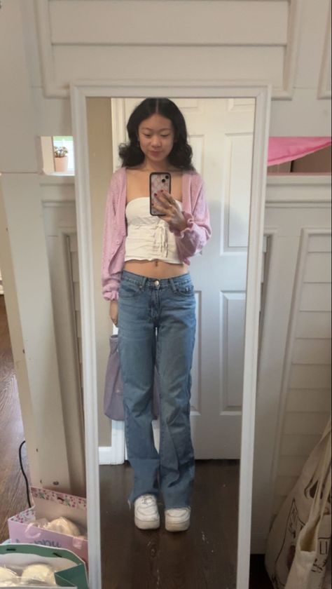 Coquette Low Rise Jeans, Pink Tube Top Outfit, Acubi Clothes, White Tube Top Outfit, Coquette Jeans, Low Rise Outfit, Brandy Girl, Low Rise Jeans Outfit, White Tops Outfit