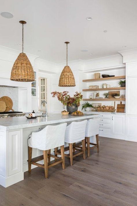 Modern Coastal Interior Design and Decor Ideas for Your Home – jane at home Modern Coastal Kitchen, Pure Salt Interiors, Coastal Kitchen Design, Coastal Kitchen Decor, Modern Coastal Decor, Pure Salt, Beach House Kitchens, Coastal Interiors Design, Coastal Kitchen