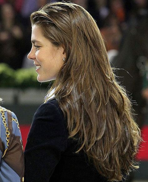 Even her hair is perfect #charlottecasiraghi Princess Charlotte Of Monaco, Monaco Princess, Royal Beauty, Monaco Royal Family, Hair Flow, Caroline Of Monaco, Princess Hairstyles, Charlotte Casiraghi, Princess Caroline