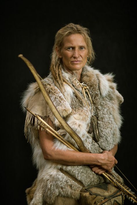 ‘LIVING WILD’ WITH 21ST CENTURY HUNTER-GATHERERS All images (C) Kiliii Yuyan. Prehistoric Age, Prehistoric Man, Cave Bear, Early Humans, Human Evolution, Hunter Gatherer, Stone Age, Ancient Cultures, Lynx