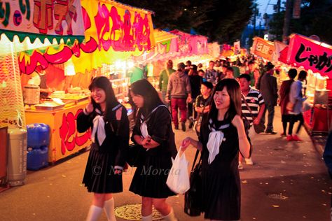 Japanese street food or yatai | Travel Photo Discovery#japanesefood,#yatai #japan Yatai Japan, Japanese Vacation, Summer Japan, Matsuri Festival, School Fair, Japanese Street Food, Go To Japan, Japanese Street, Japan Aesthetic