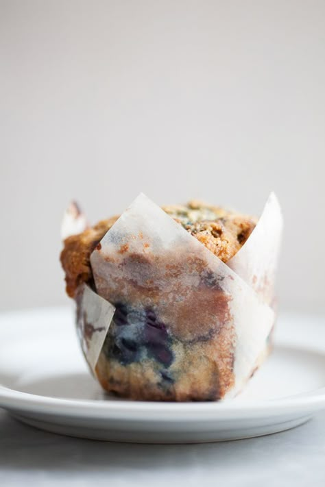 Blueberry Muffins Zoe Bakes Recipes, Zoe Francois, Blueberry Muffin Topping, Zoe Bakes, Blueberry Muffins Recipe, Muffin Papers, Muffin Recipes Blueberry, Breakfast Sweets, Blueberry Muffin